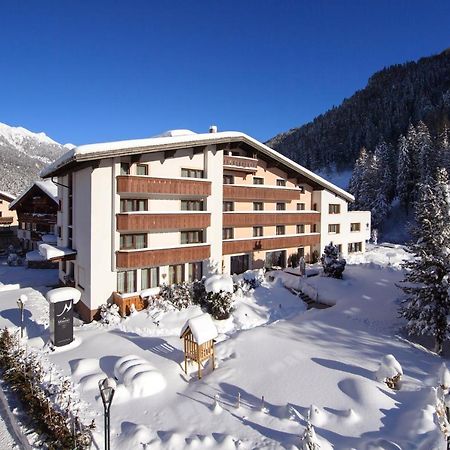 Hotel Garni Mössmer St. Anton am Arlberg Exterior foto