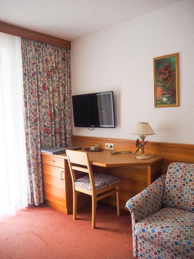 Hotel Garni Mössmer St. Anton am Arlberg Exterior foto
