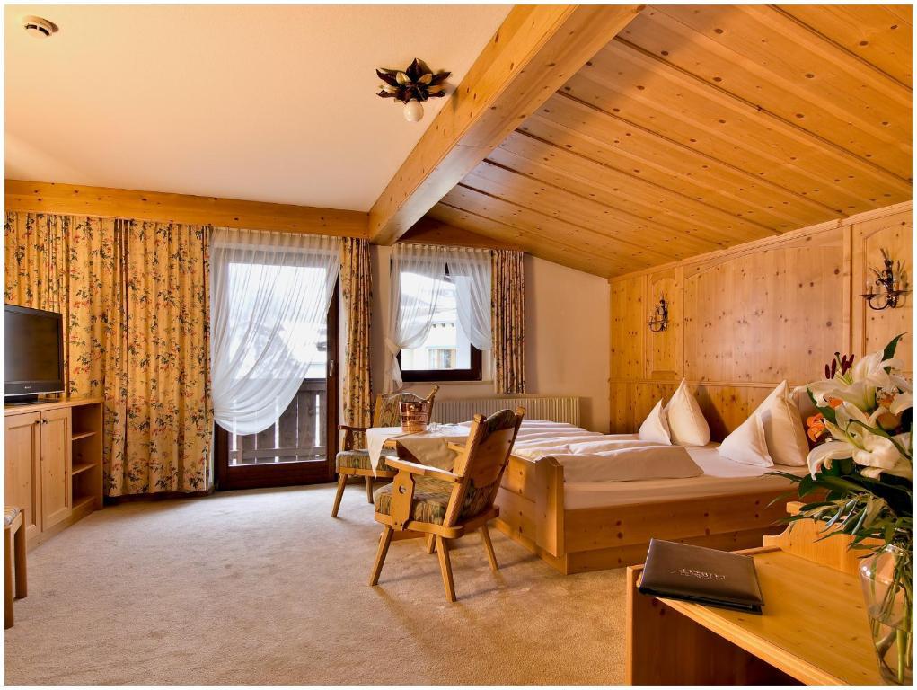 Hotel Garni Mössmer St. Anton am Arlberg Exterior foto