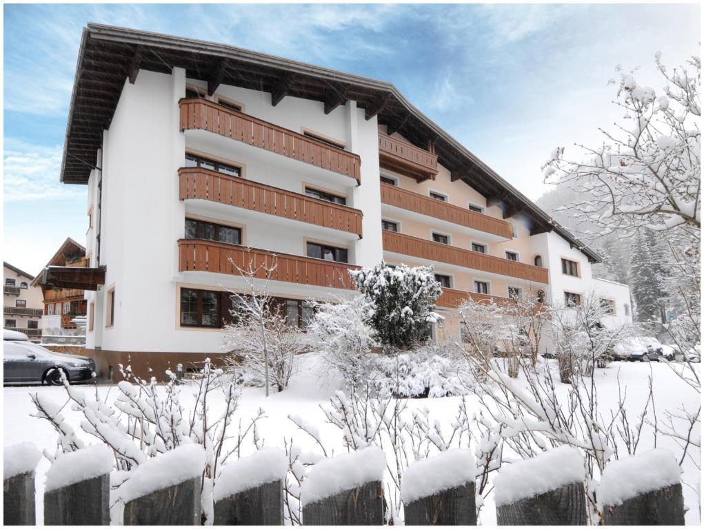 Hotel Garni Mössmer St. Anton am Arlberg Exterior foto