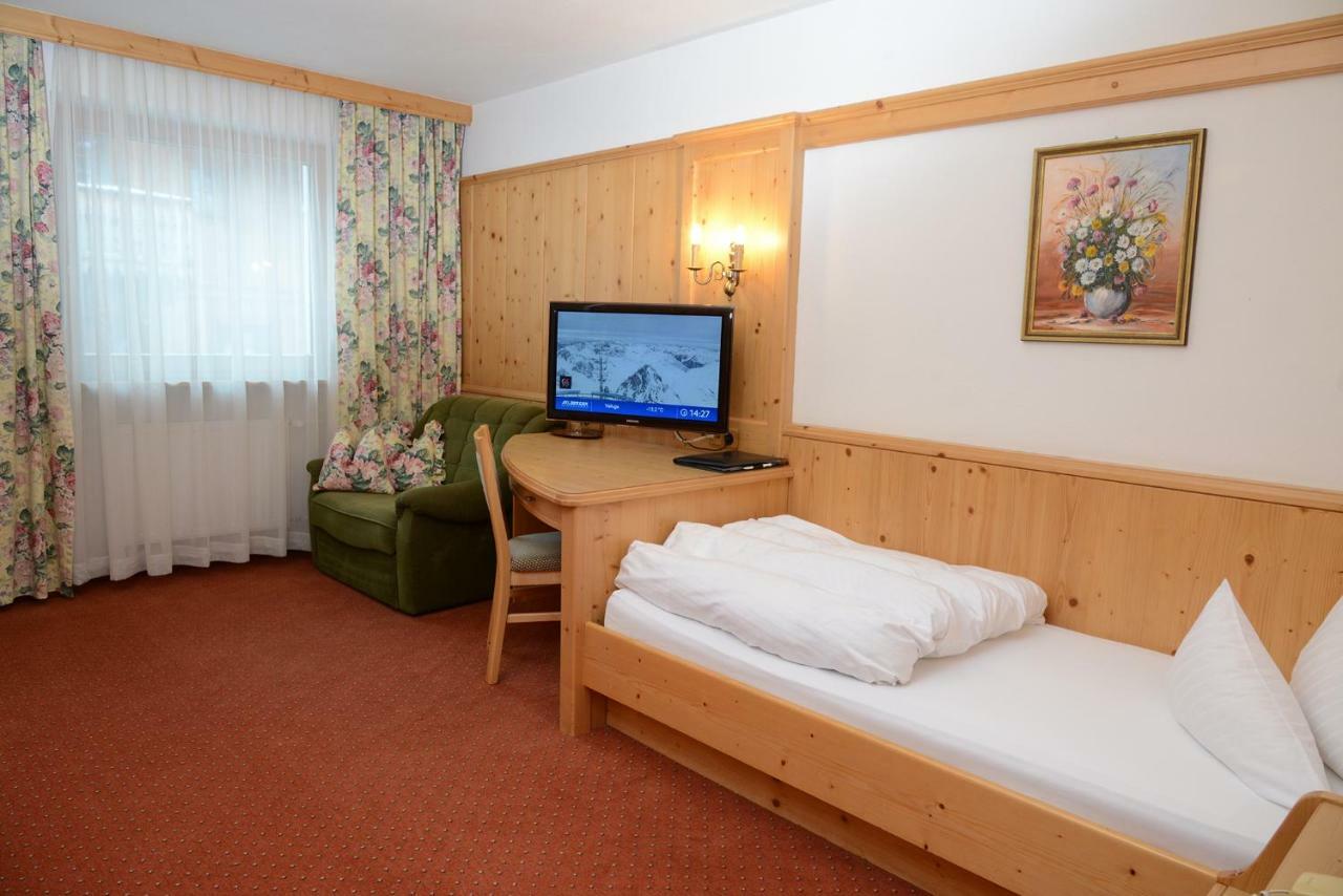 Hotel Garni Mössmer St. Anton am Arlberg Exterior foto